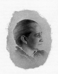 woman's portrait, head and shoulders