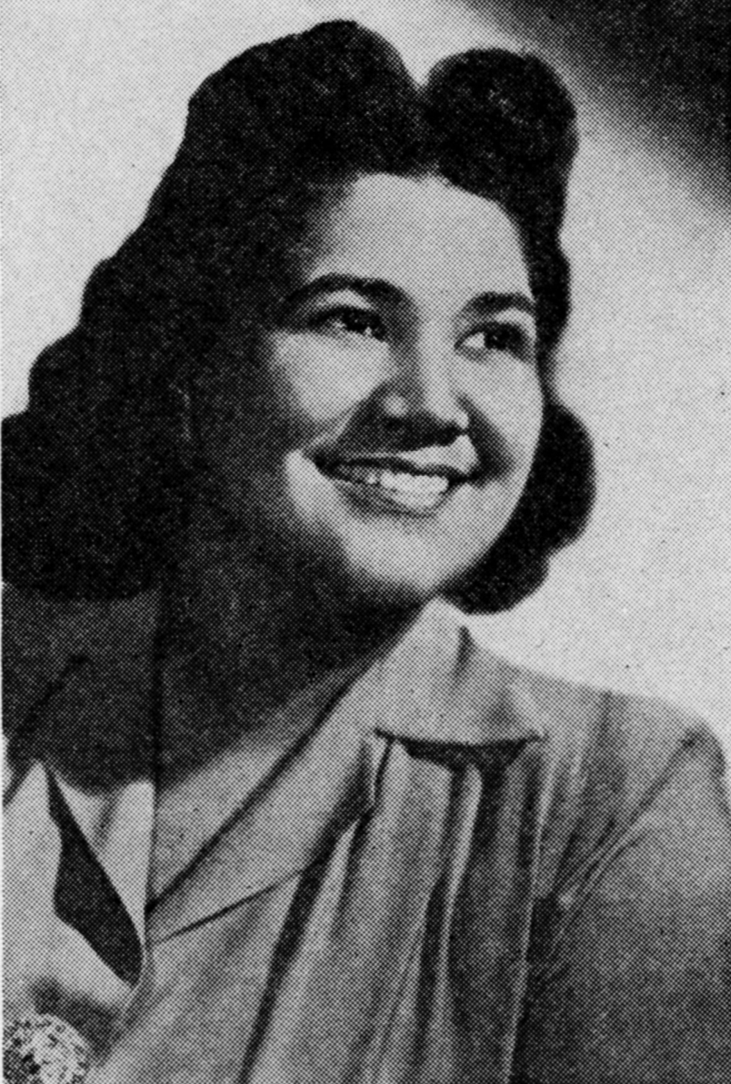 portrait of Dorothy Maynor smiling and happy